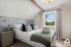 Photo 2- click for photo gallery